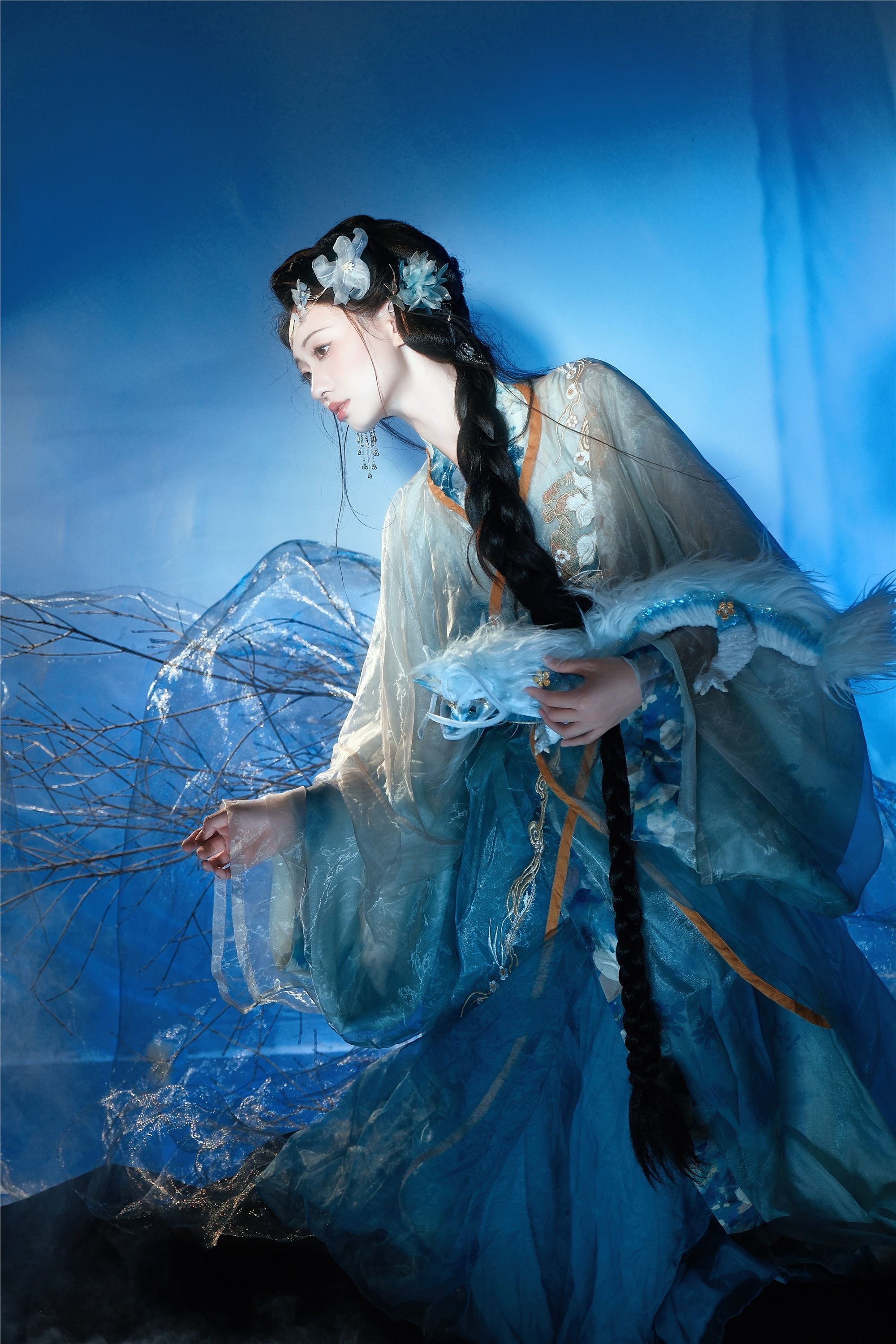 YITUYU艺图语 2025.01.02 蓝龙 小羊爱干饭